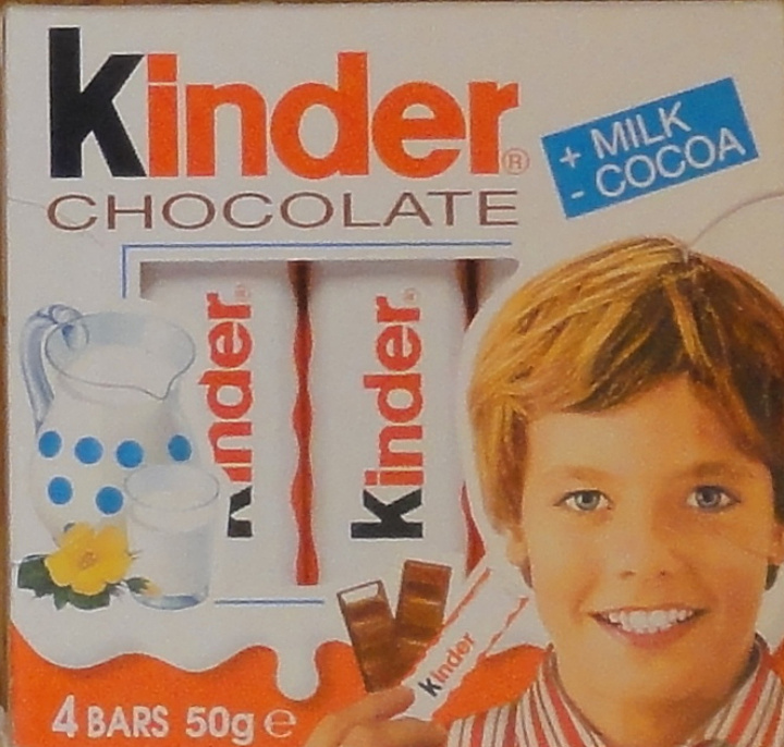 Kinder Chocolate 0 kwadrat paski.jpg